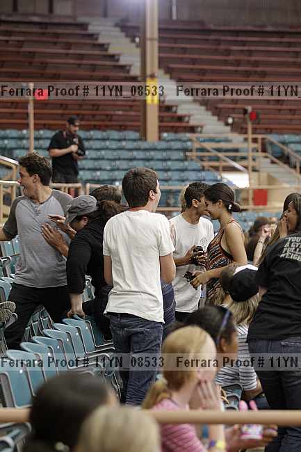 Proof 11yn_08533